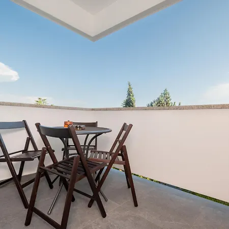 Apartment With Wifi - 23521